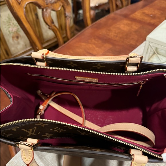 LOUIS VUITTON Grand Palais MM 2way Shoulder Bag  Monogram canvas  BRAND NEW - Picture 6 of 6